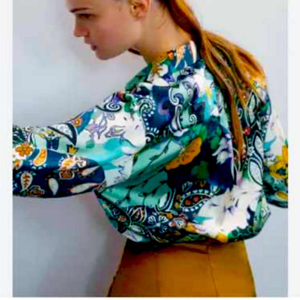 Zara Multicolor Floral Blouse, M